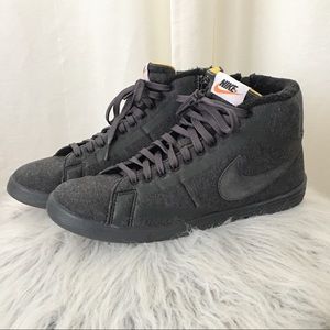 Nike Lunar Blazer 2.0 Tech Fleece Wmn 9-9.5 / Mn 8